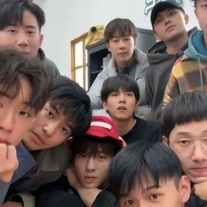 国产精品丝袜黑色高跟鞋
